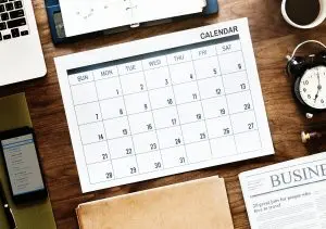 Kalender auf Tisch