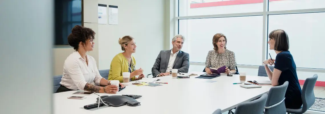 Wie führe ich effektive und produktive Team Meetings?